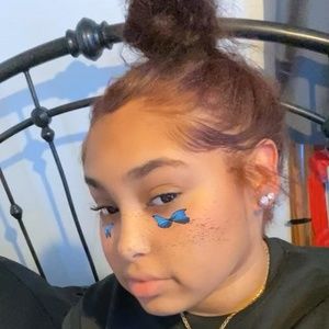 Meet your Posher, Daisy